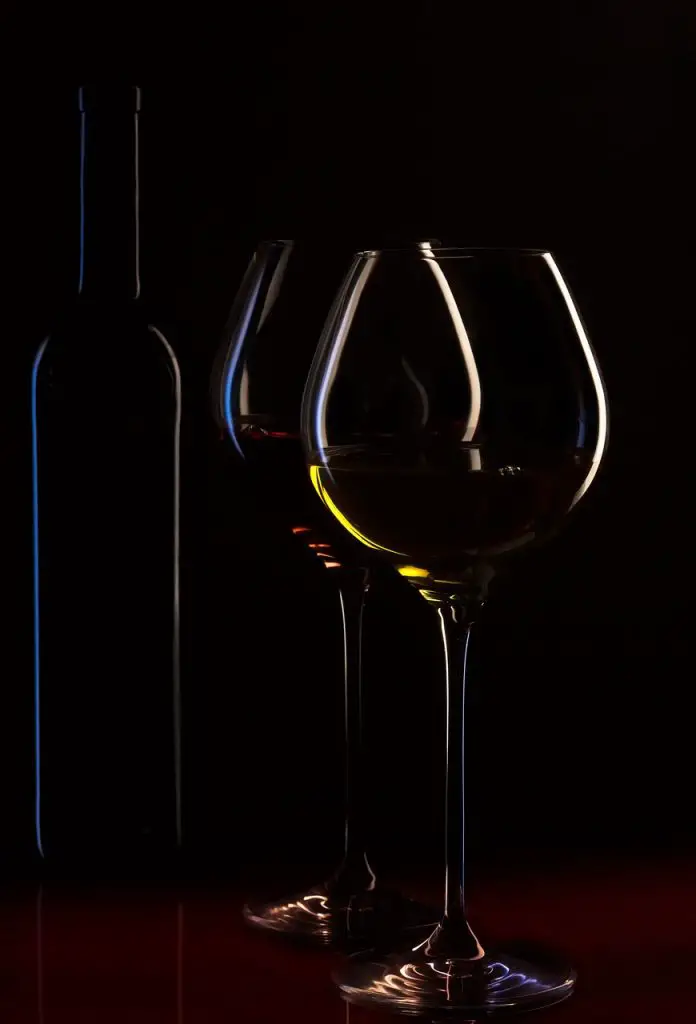wine bottle, wine glasses, glasses-1004258.jpg